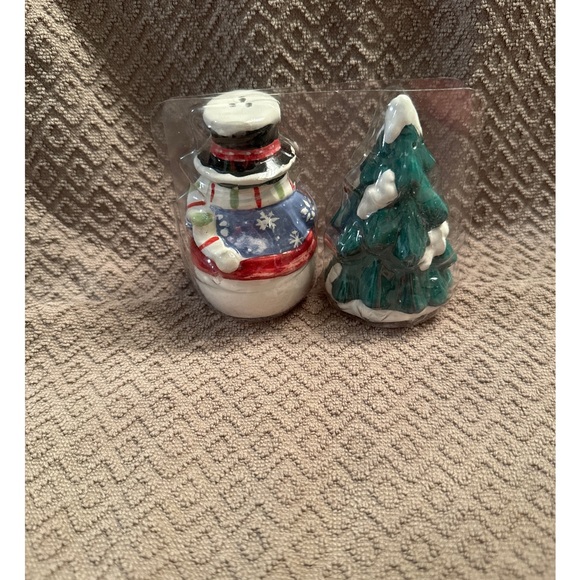 Festive Ceramic Snowman and Tree Holiday Salt and Pepper Set - Picture 2 of 3